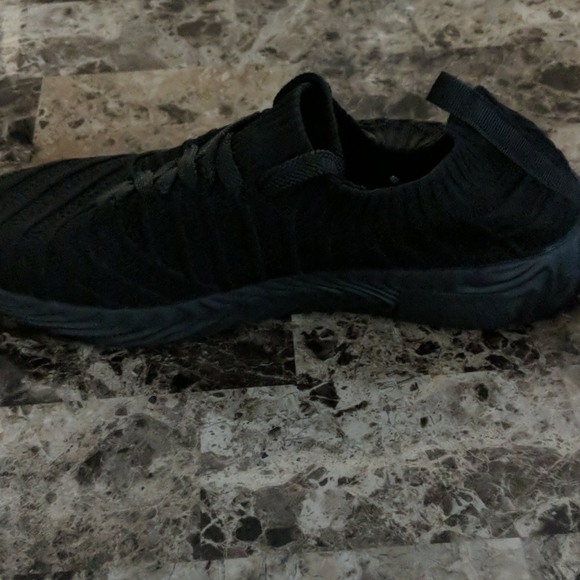 Qansi size 9.5 - Picture 3 of 3